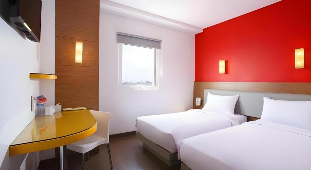 Amaris Hotel La Codefin Kemang Yakarta Exterior foto