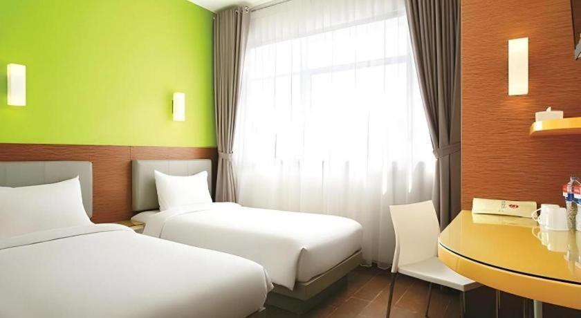 Amaris Hotel La Codefin Kemang Yakarta Exterior foto