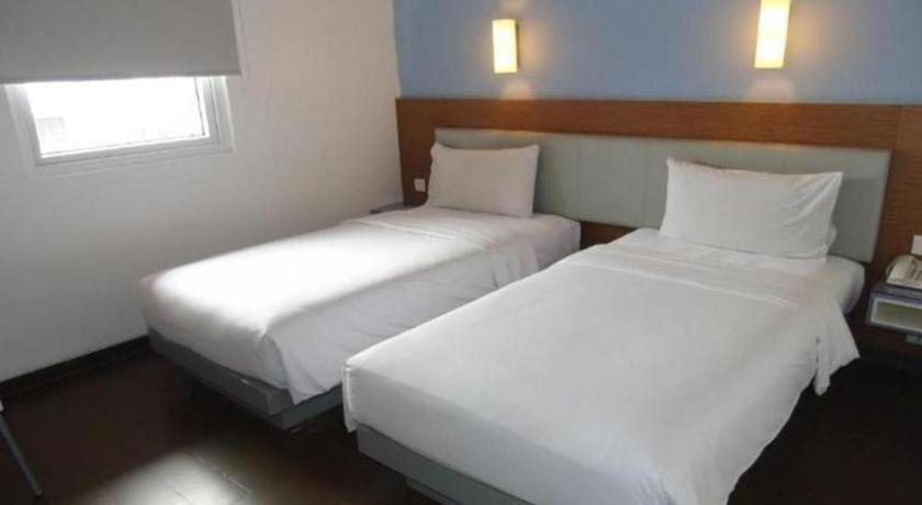 Amaris Hotel La Codefin Kemang Yakarta Exterior foto