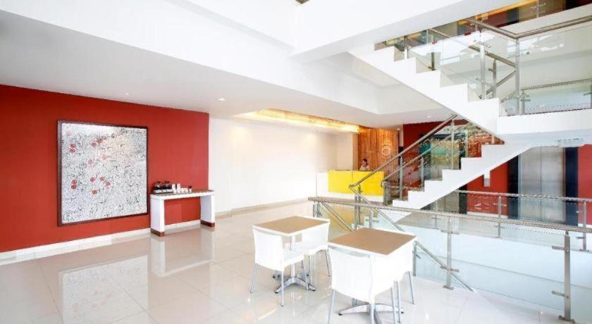 Amaris Hotel La Codefin Kemang Yakarta Exterior foto